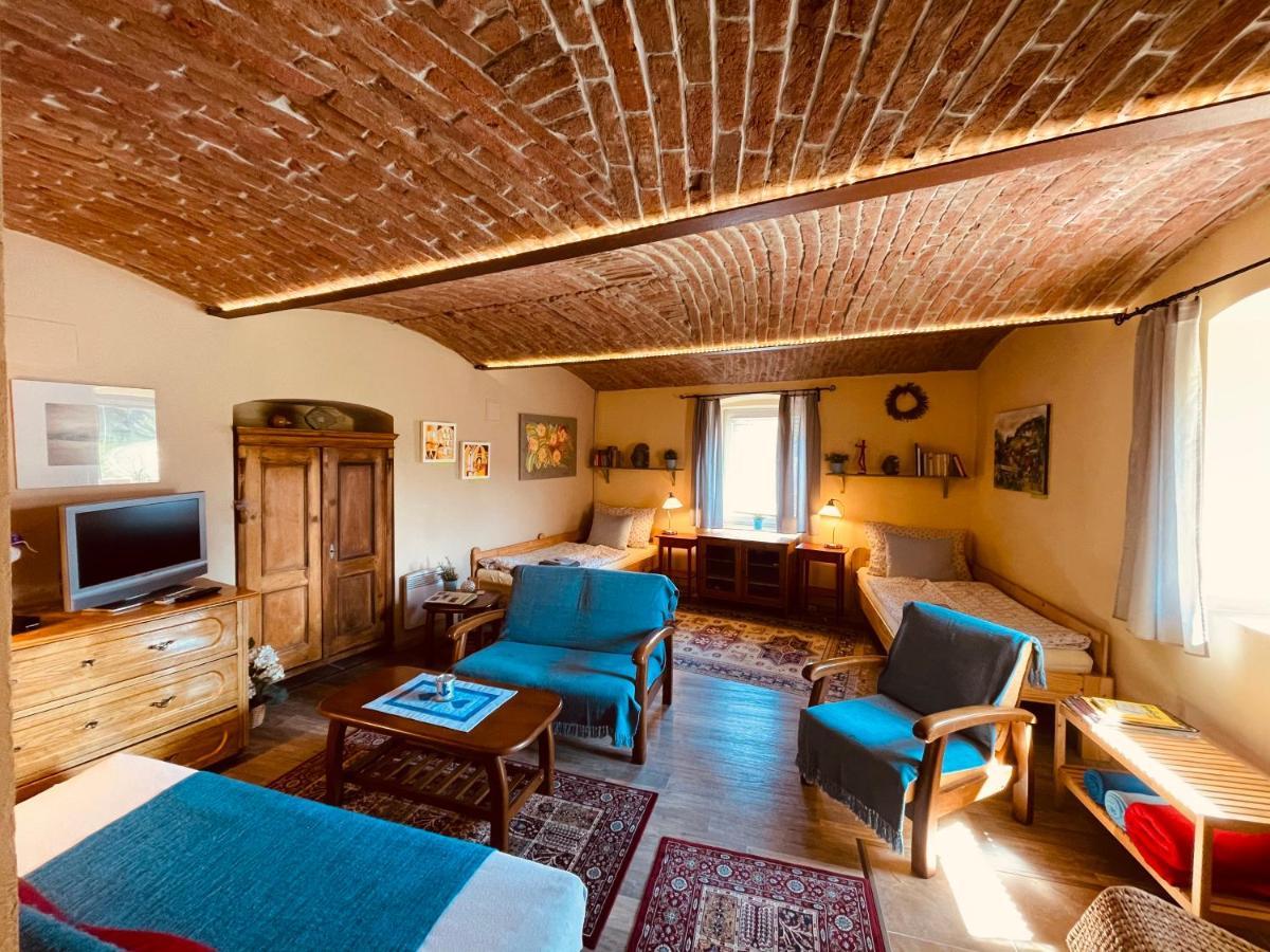 Apartmány U kapličky Kamyk nad Vltavou Exterior foto