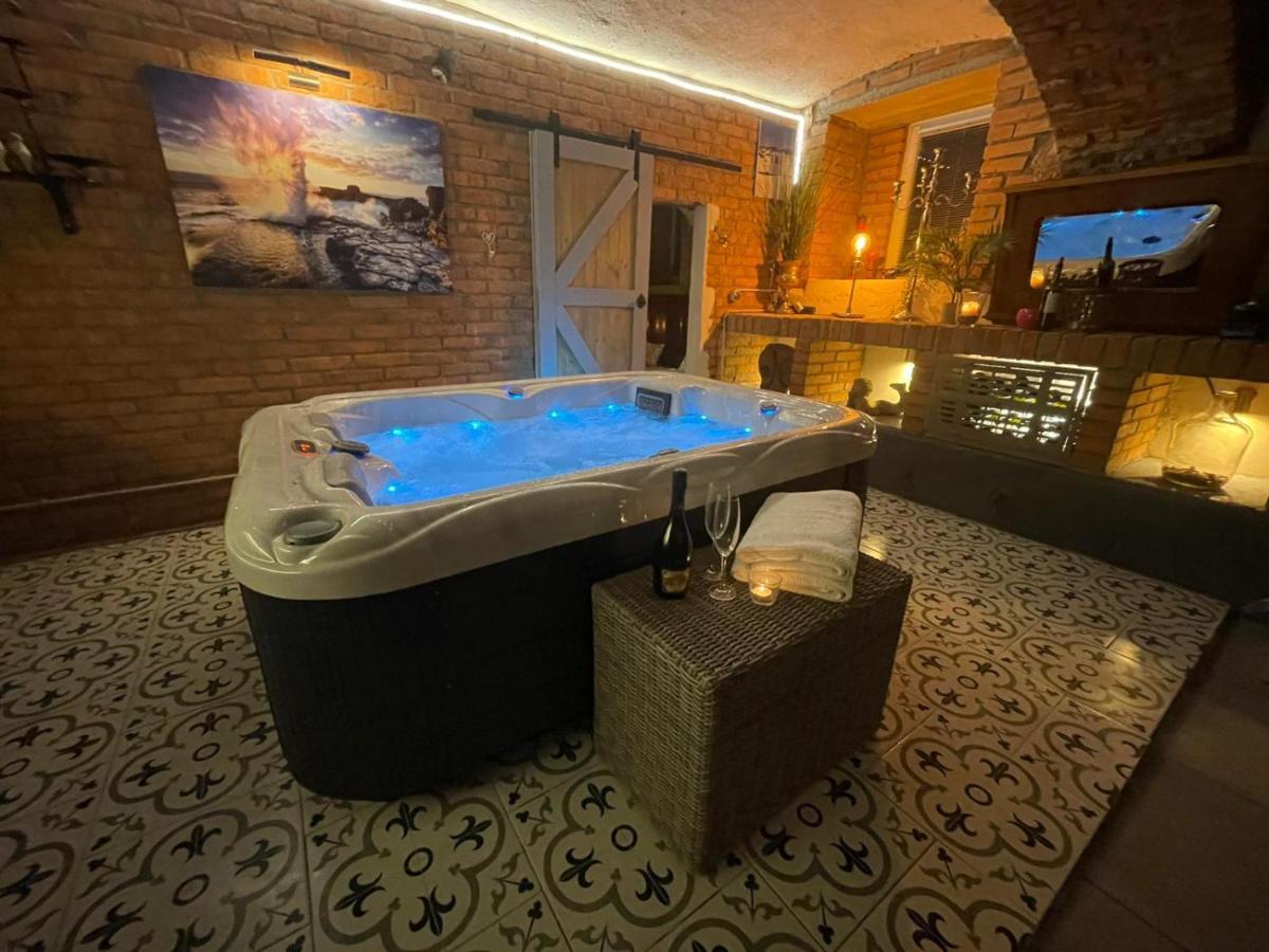 Apartmány U kapličky Kamyk nad Vltavou Exterior foto
