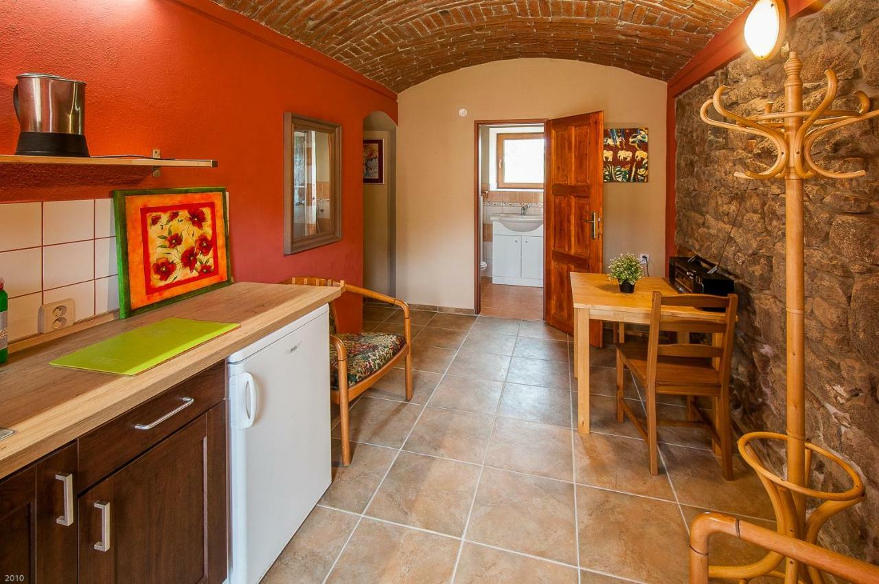 Apartmány U kapličky Kamyk nad Vltavou Exterior foto
